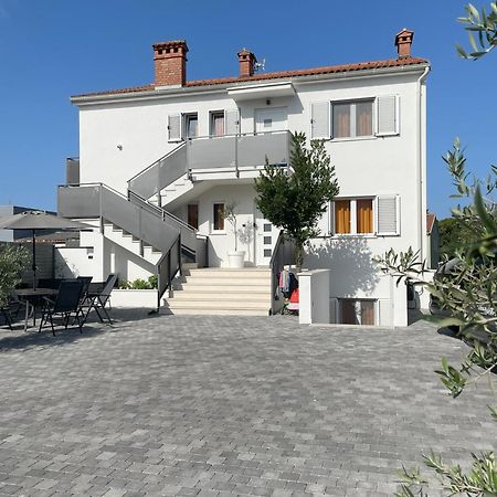 Valkane Beach Apartments 普拉 外观 照片