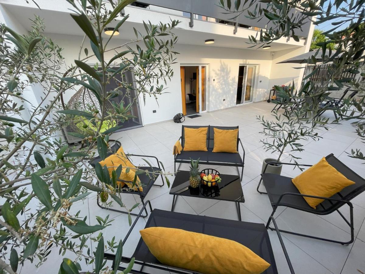 Valkane Beach Apartments 普拉 外观 照片