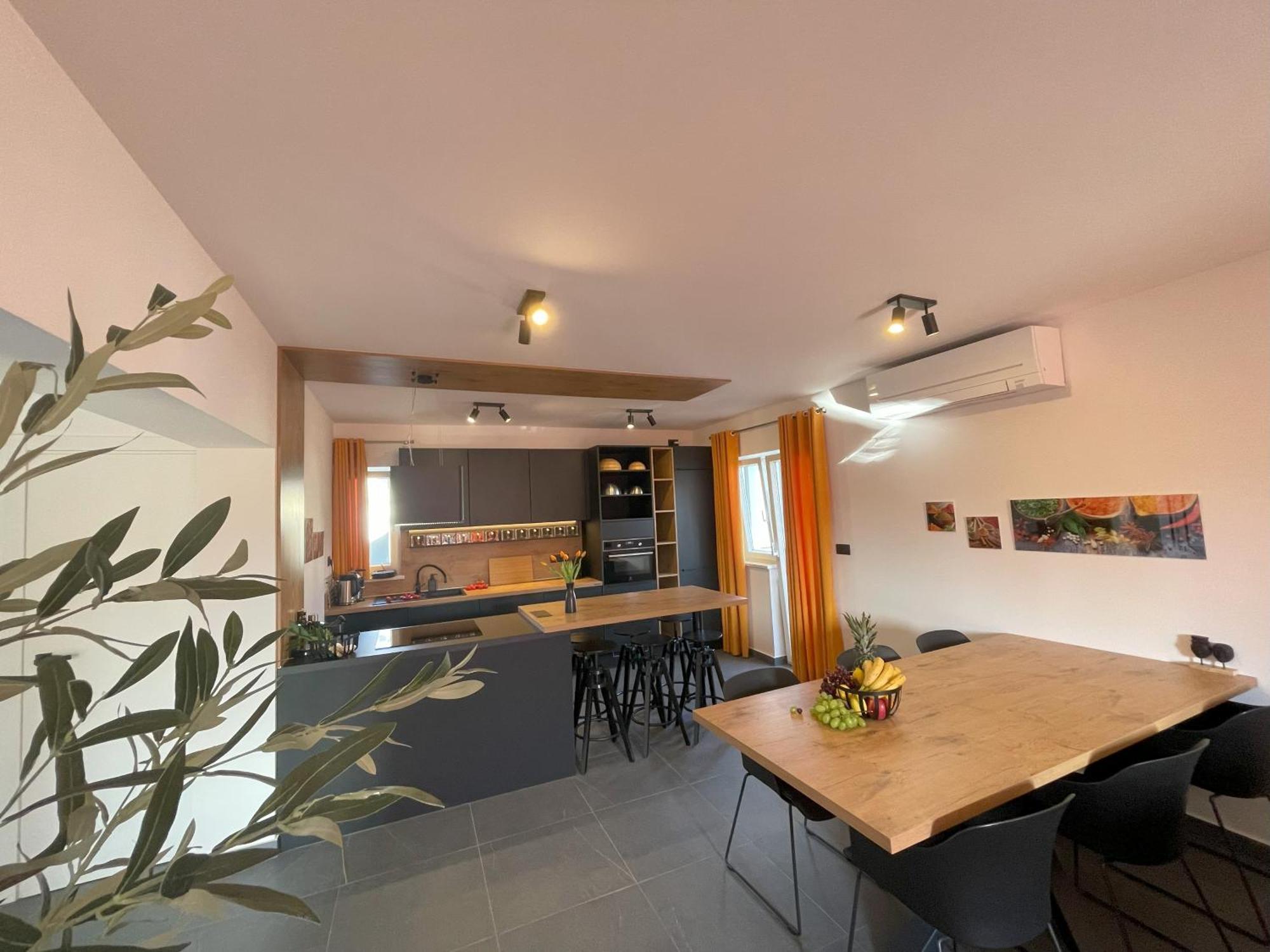 Valkane Beach Apartments 普拉 外观 照片