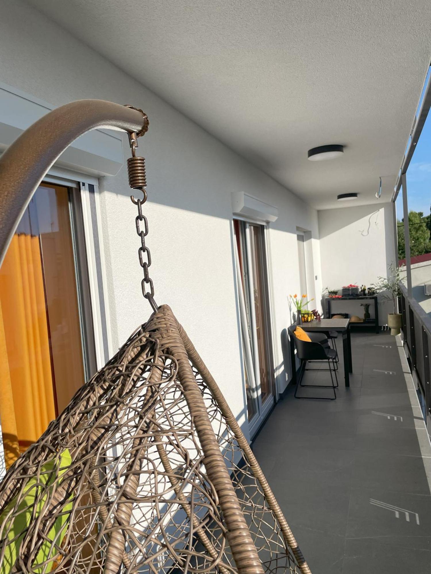 Valkane Beach Apartments 普拉 外观 照片