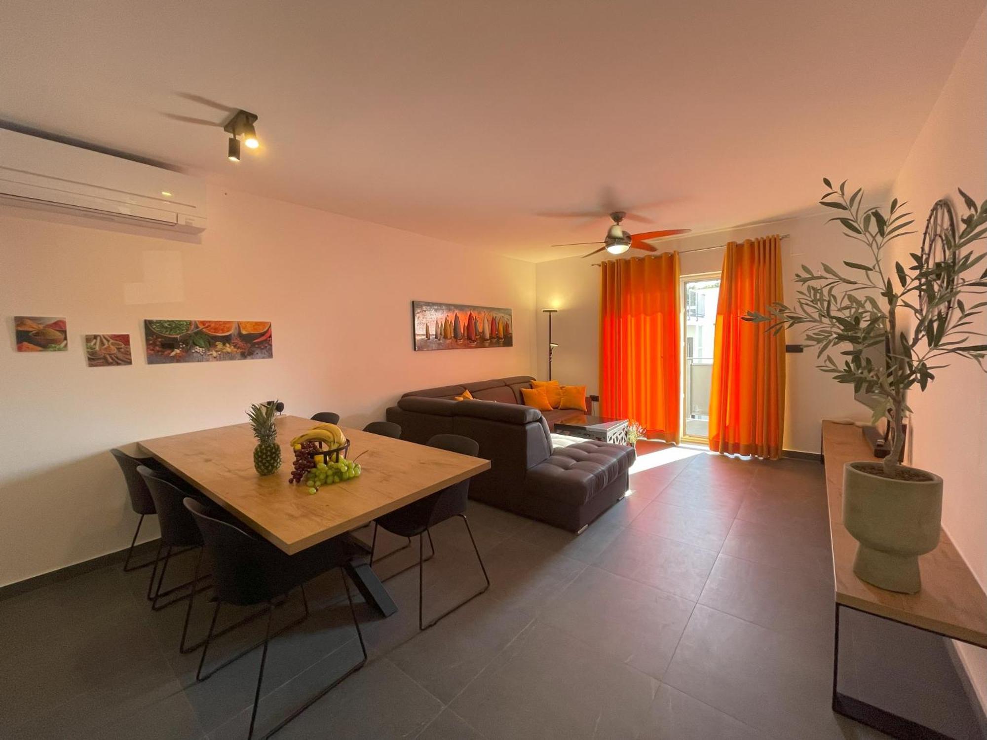 Valkane Beach Apartments 普拉 外观 照片