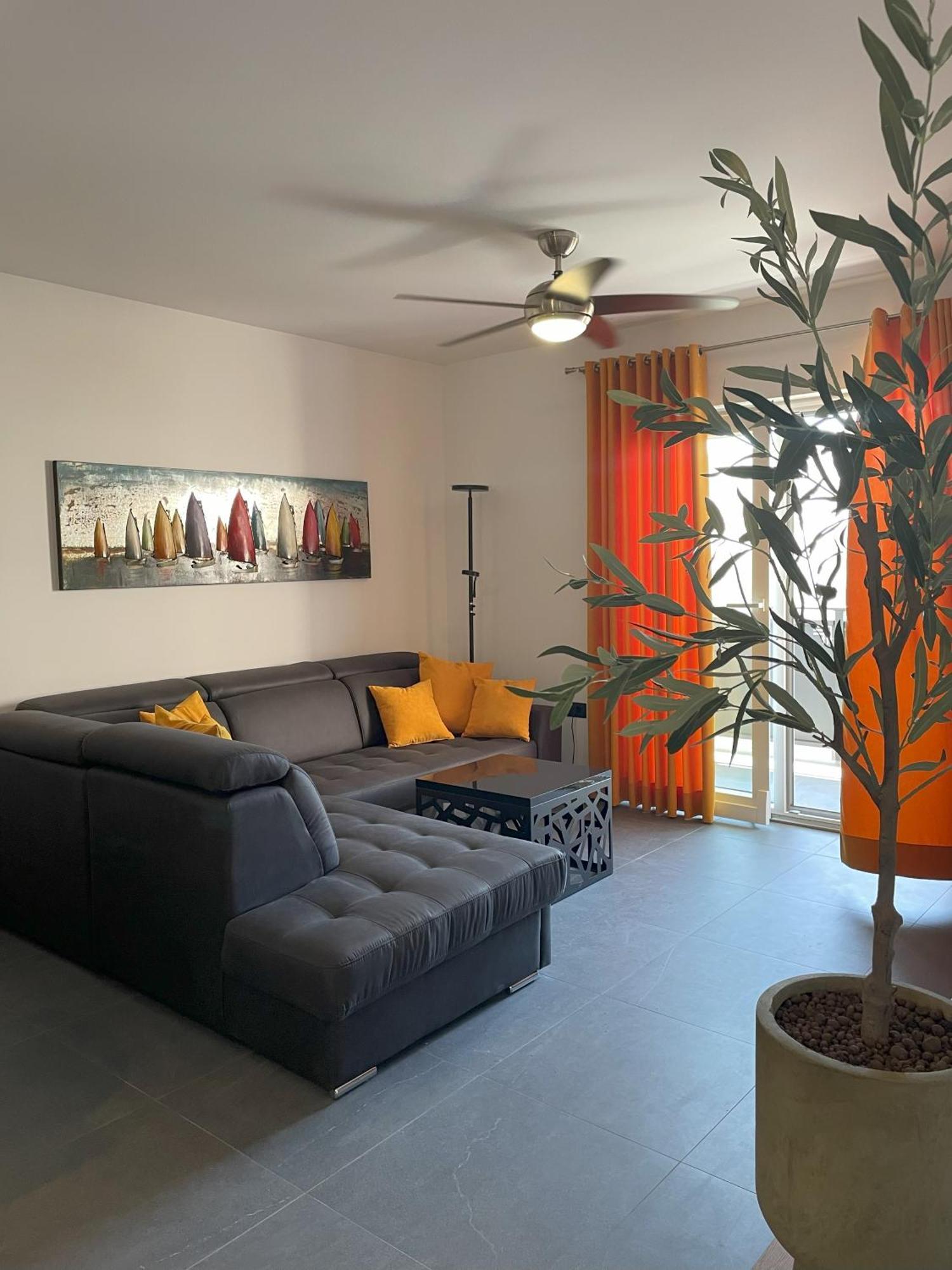Valkane Beach Apartments 普拉 外观 照片