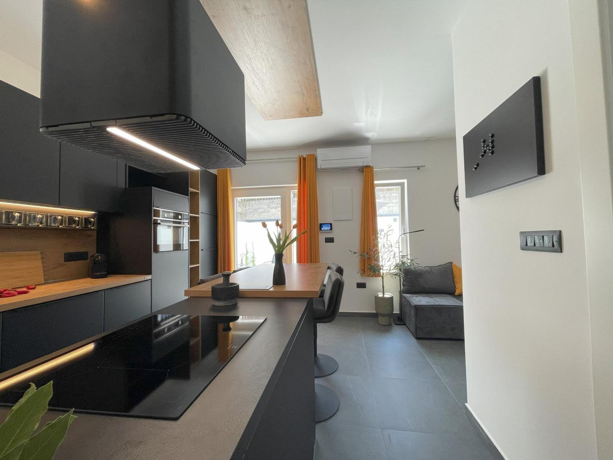 Valkane Beach Apartments 普拉 外观 照片