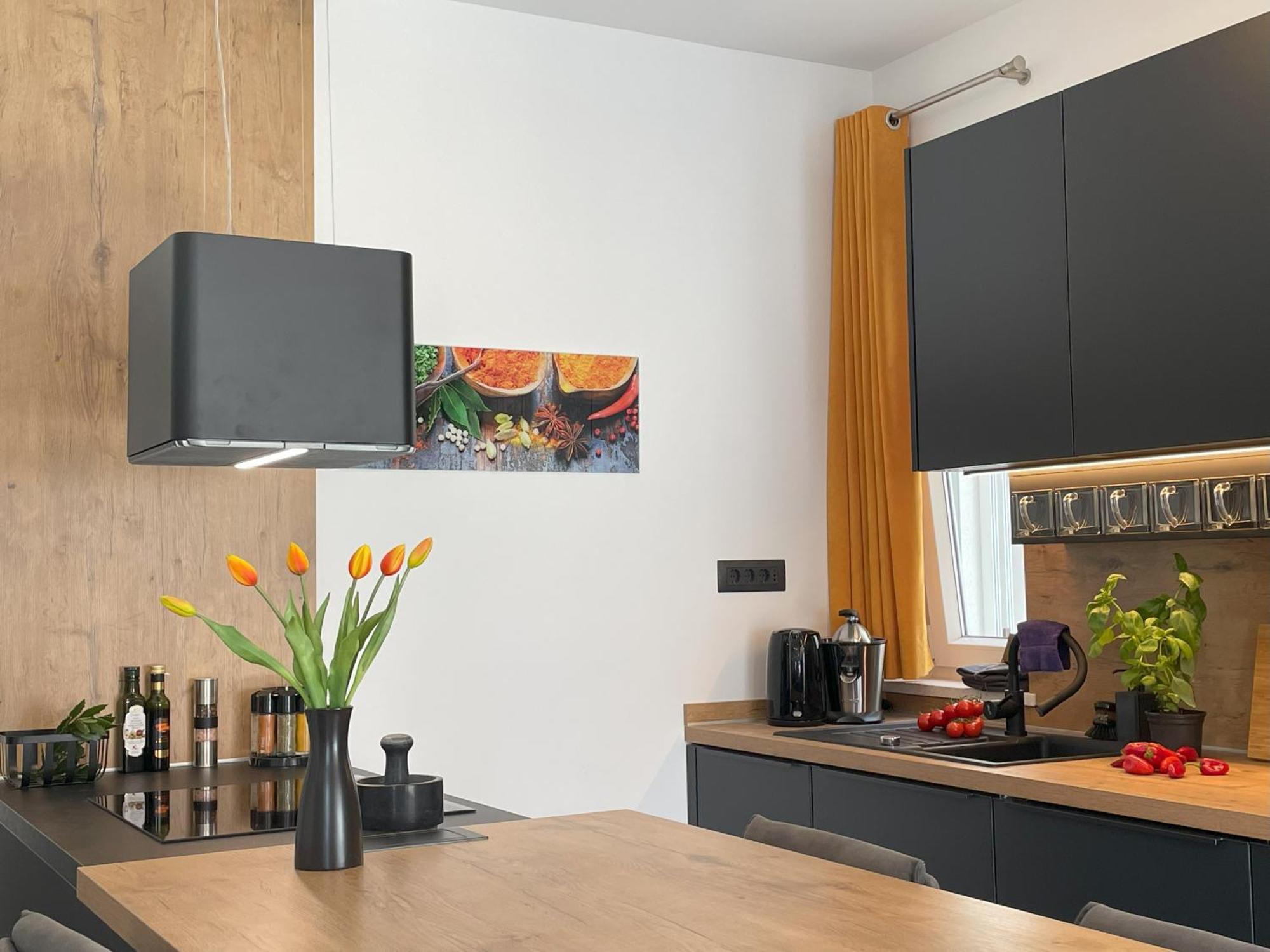 Valkane Beach Apartments 普拉 外观 照片