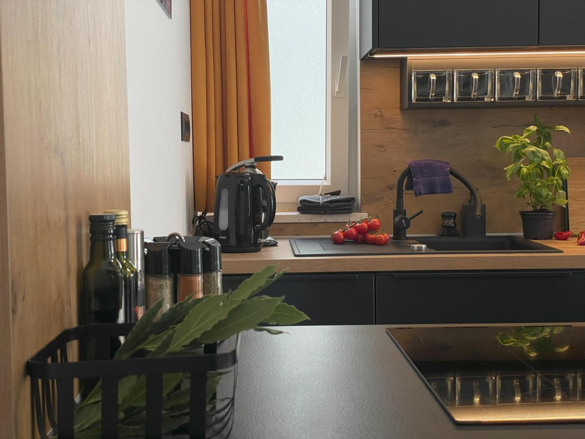 Valkane Beach Apartments 普拉 外观 照片
